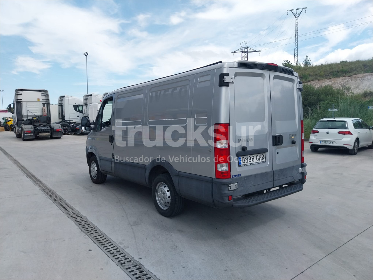 IVECO DAILY 35S12 7M3 - Комбе фургон: слика 5 IVECO DAILY 35S12 7M3 - Комбе фургон: слика 5