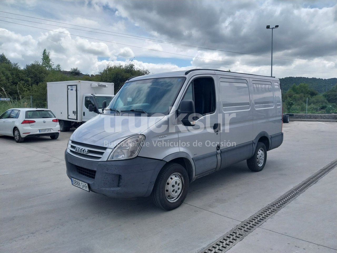 IVECO DAILY 35S12 7M3 - Комбе фургон: слика 1 IVECO DAILY 35S12 7M3 - Комбе фургон: слика 1