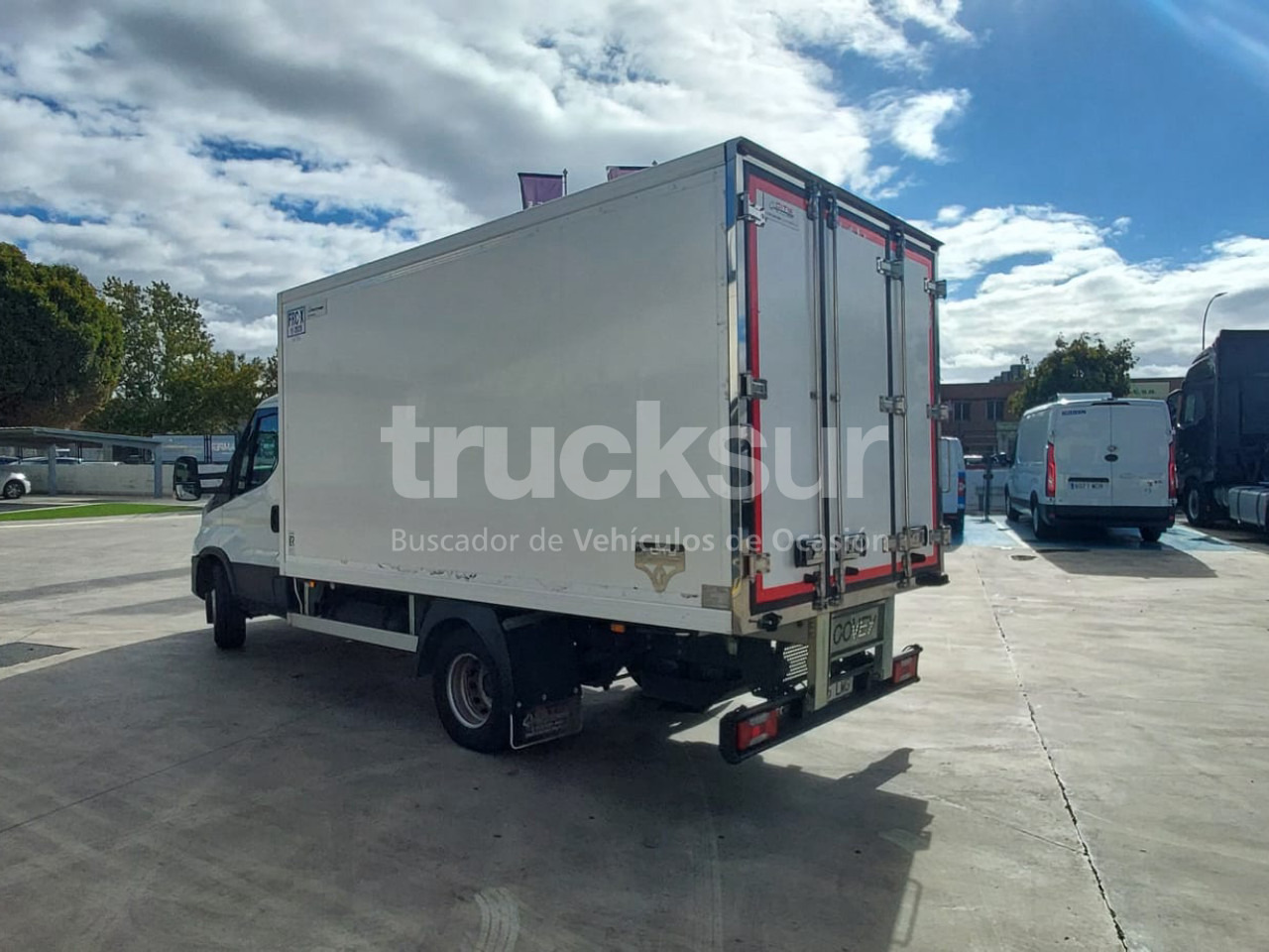 IVECO DAILY 70C14 FRC-X - Камион сандучар: слика 3 IVECO DAILY 70C14 FRC-X - Камион сандучар: слика 3