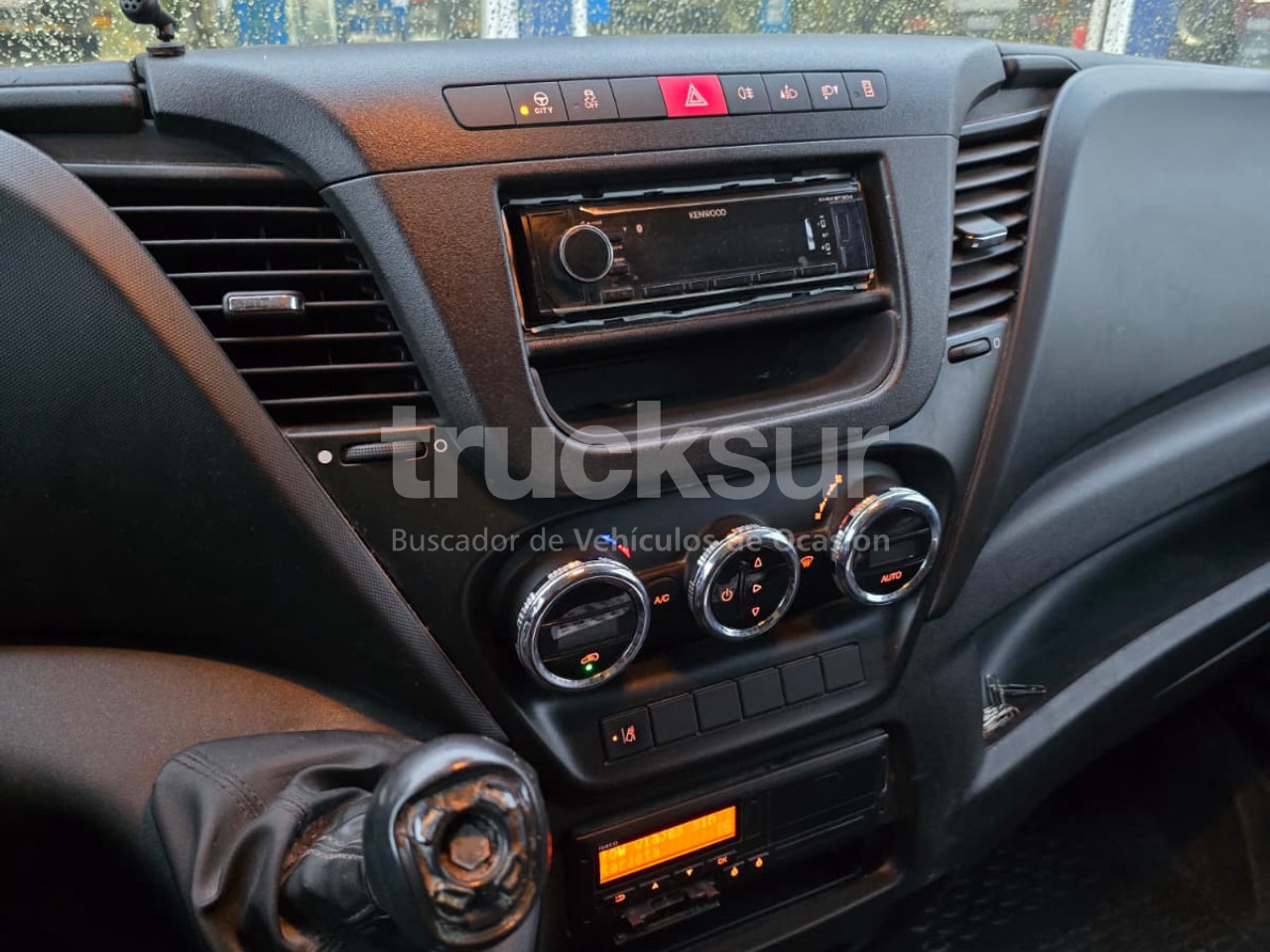 Камион сандучар IVECO DAILY 72C16 FRC THK: слика 9