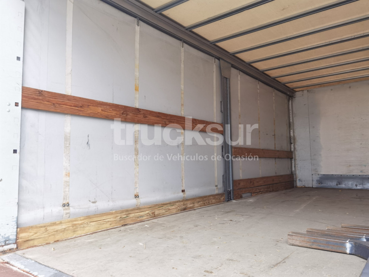 Камион со церада IVECO STRALIS AD190S36: слика 9