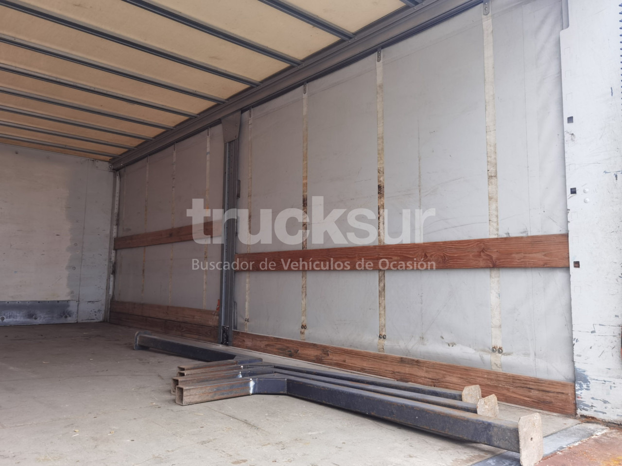 Камион со церада IVECO STRALIS AD190S36: слика 7