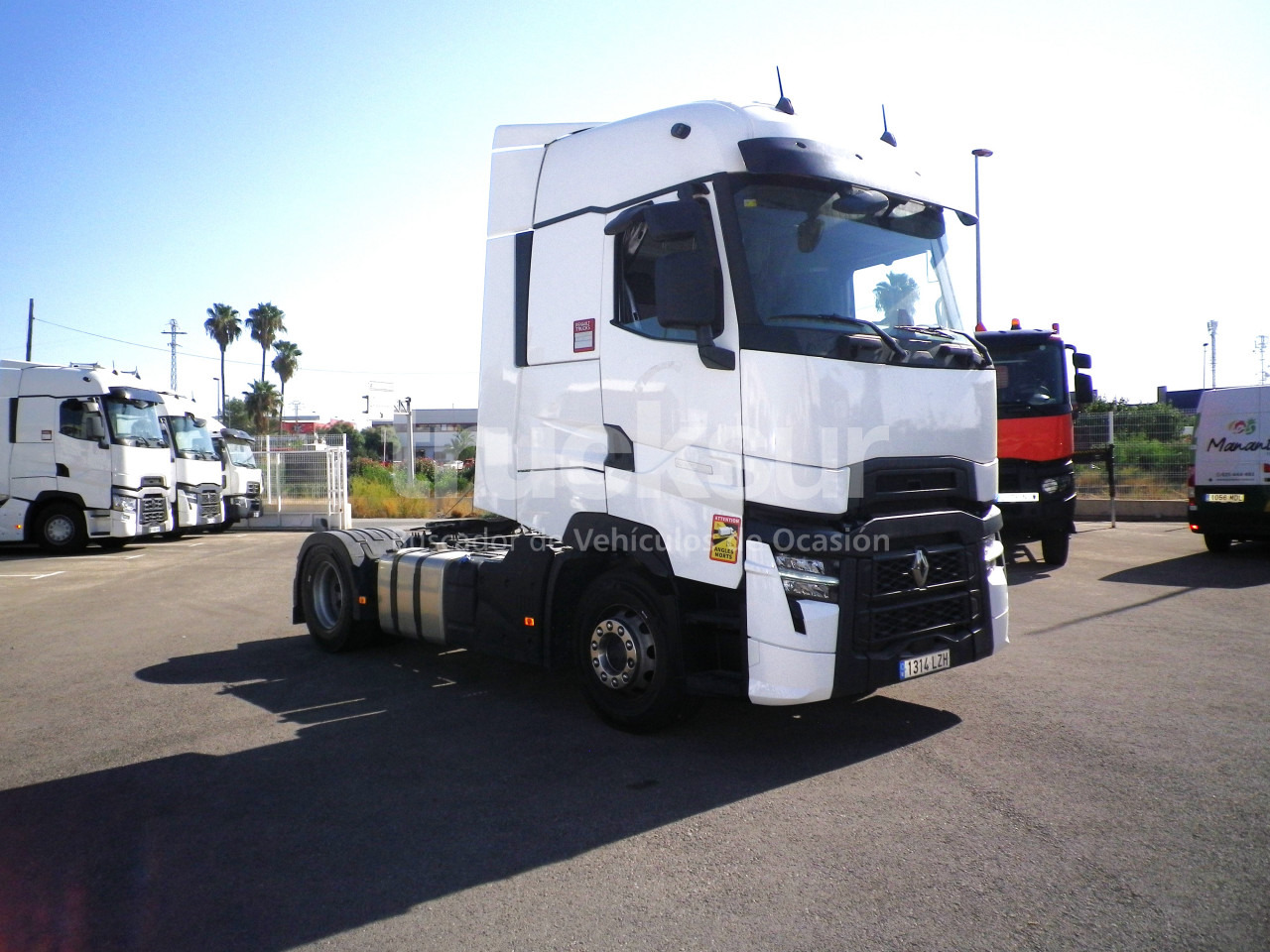 RENAULT T520 HIGH SLEEPER CAB - Камион влекач: слика 3 RENAULT T520 HIGH SLEEPER CAB - Камион влекач: слика 3