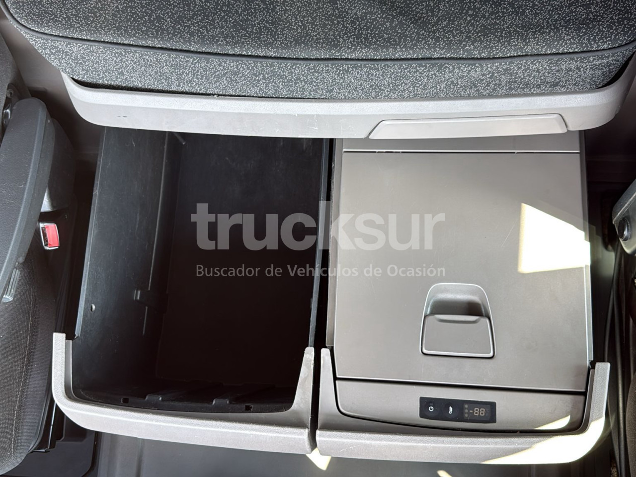 Камион влекач SCANIA R450: слика 13 Камион влекач SCANIA R450: слика 13