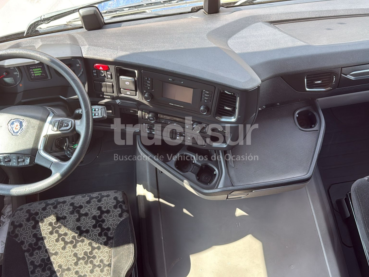 Камион влекач SCANIA R450: слика 14 Камион влекач SCANIA R450: слика 14