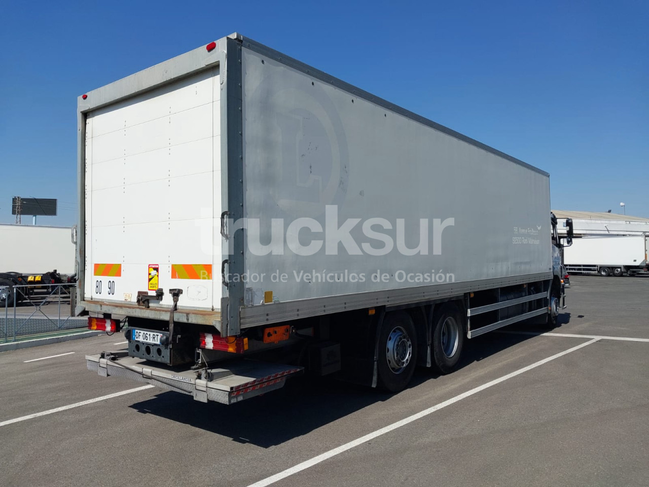 MERCEDES AXOR 2529 ejes 6x2*4 - Камион сандучар: слика 4 MERCEDES AXOR 2529 ejes 6x2*4 - Камион сандучар: слика 4