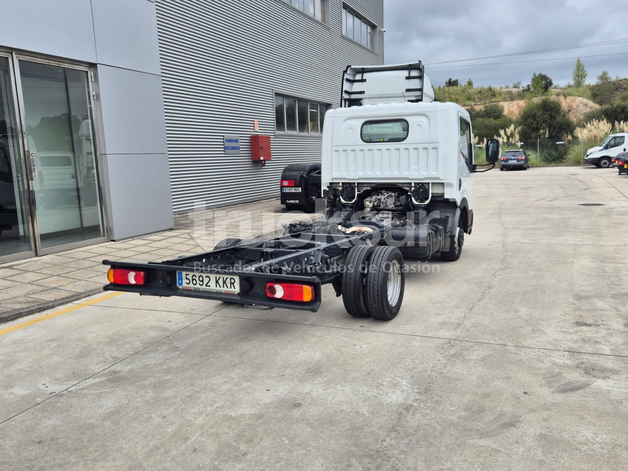 NISSAN NT 400 - Камион со кабинска шасија: слика 4 NISSAN NT 400 - Камион со кабинска шасија: слика 4