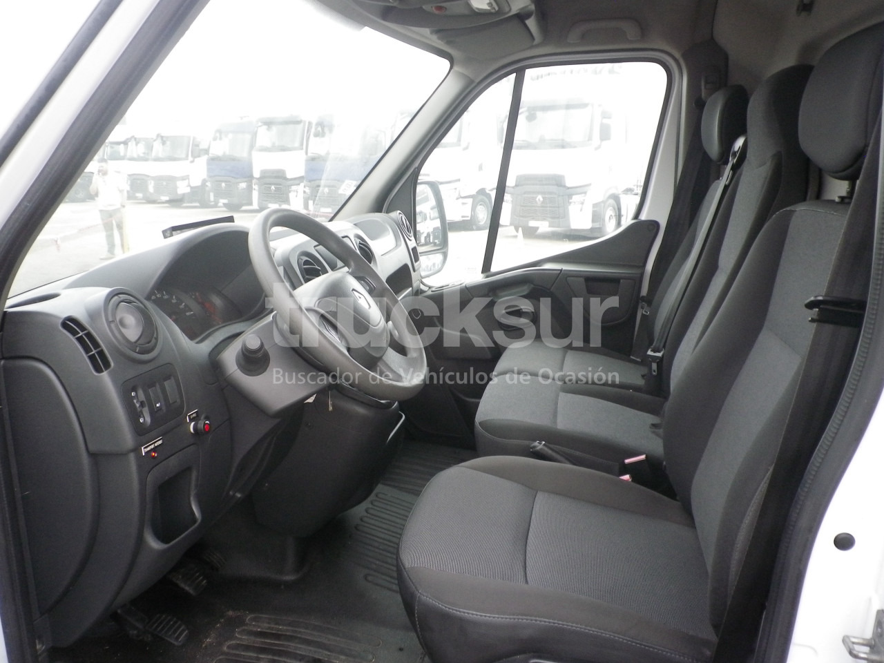 Комбе фургон RENAULT MASTER 130.35 CESTA: слика 10 Комбе фургон RENAULT MASTER 130.35 CESTA: слика 10