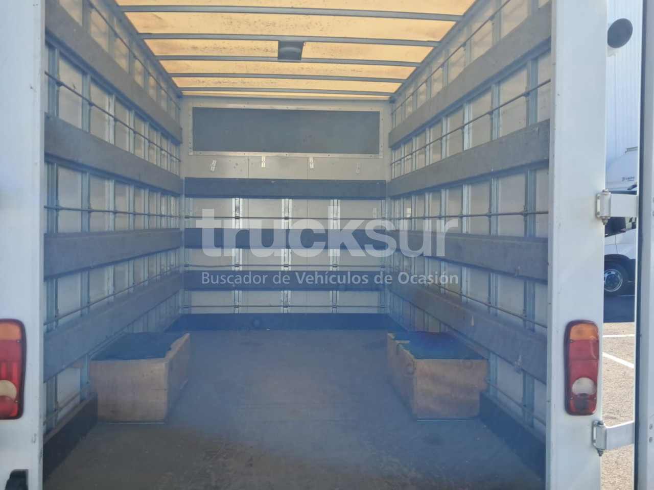 RENAULT MASTER 130.35 - Комбе фургон: слика 5 RENAULT MASTER 130.35 - Комбе фургон: слика 5
