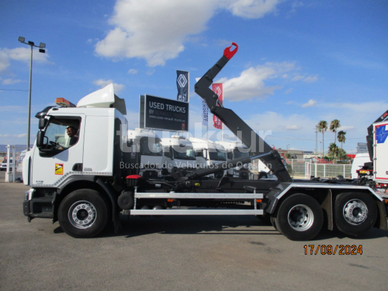 RENAULT PREMIUM 430.26 LANDER - Камион со кука за подигање: слика 4 RENAULT PREMIUM 430.26 LANDER - Камион со кука за подигање: слика 4