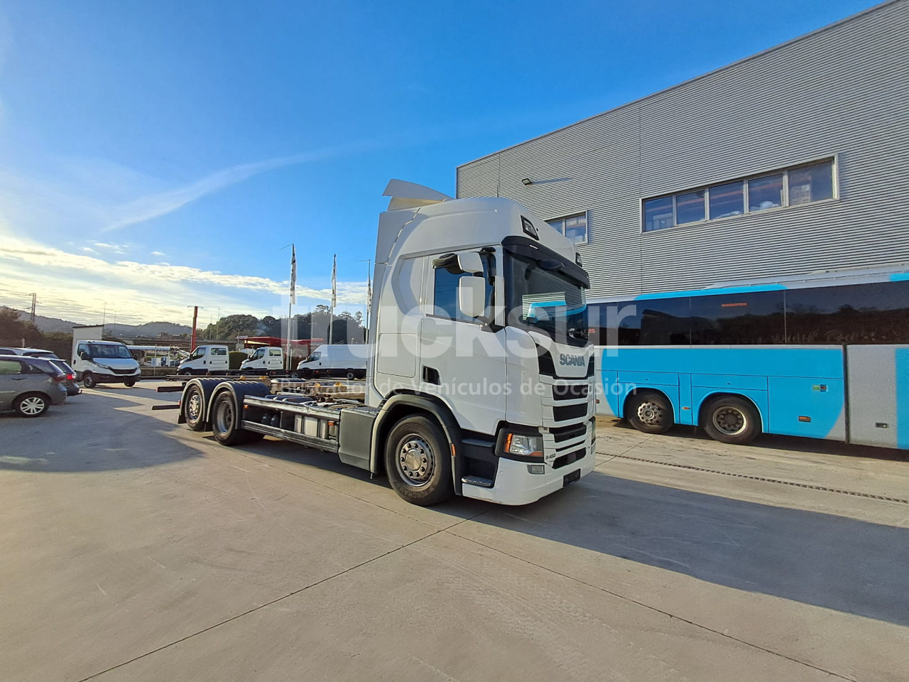 SCANIA R450.26 ejes 6x2*4 - Камион со кабинска шасија: слика 1 SCANIA R450.26 ejes 6x2*4 - Камион со кабинска шасија: слика 1