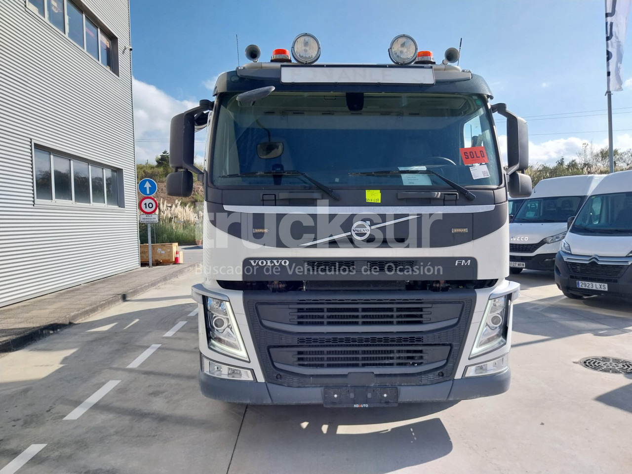 VOLVO FM 330HP - Камион за подигање контејнери: слика 2 VOLVO FM 330HP - Камион за подигање контејнери: слика 2