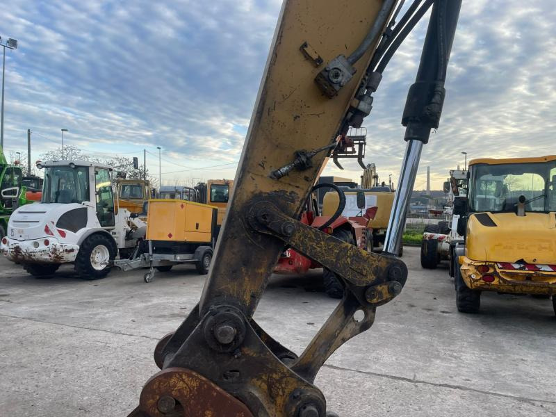 Caterpillar M316 - Багер на тркала: слика 3 Caterpillar M316 - Багер на тркала: слика 3