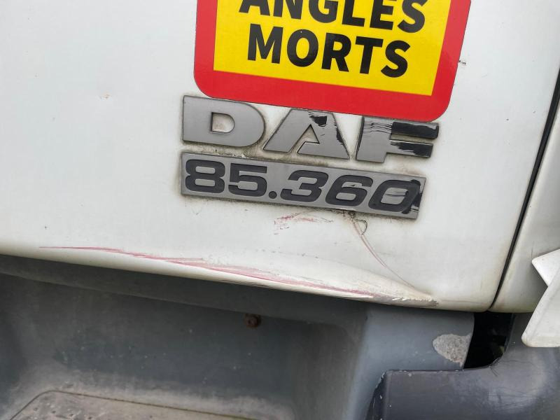 DAF CF 360 - Камион со платформа: слика 3 DAF CF 360 - Камион со платформа: слика 3