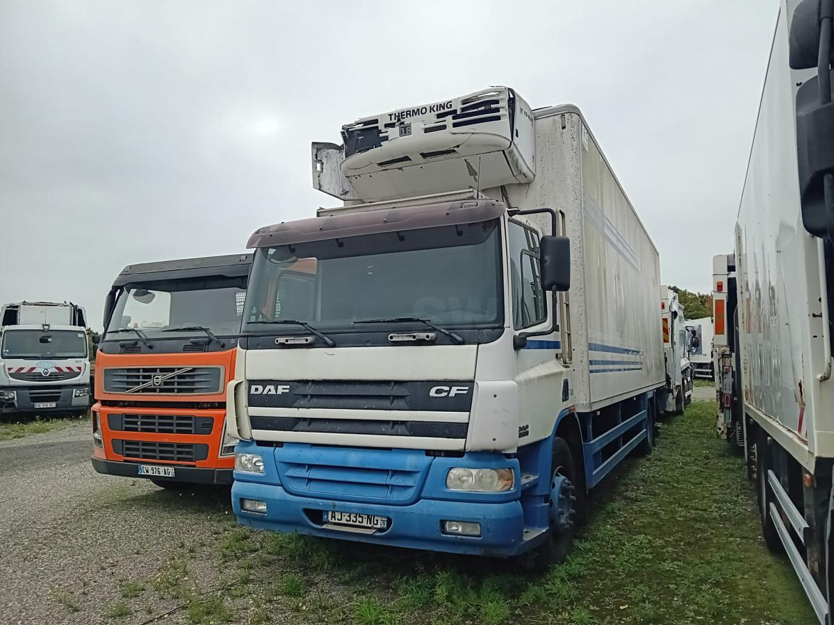 DAF CF 75.250 - Камион сандучар: слика 1 DAF CF 75.250 - Камион сандучар: слика 1