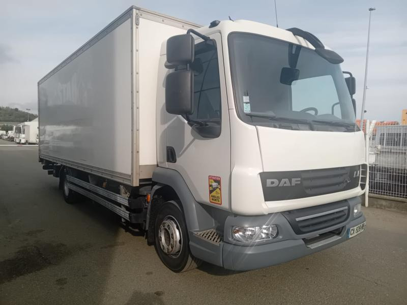DAF LF45 210 - Камион сандучар: слика 2 DAF LF45 210 - Камион сандучар: слика 2