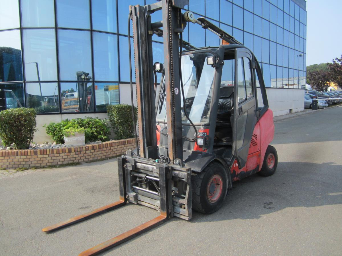 Fenwick H30 - Дизел вилушкар: слика 4 Fenwick H30 - Дизел вилушкар: слика 4