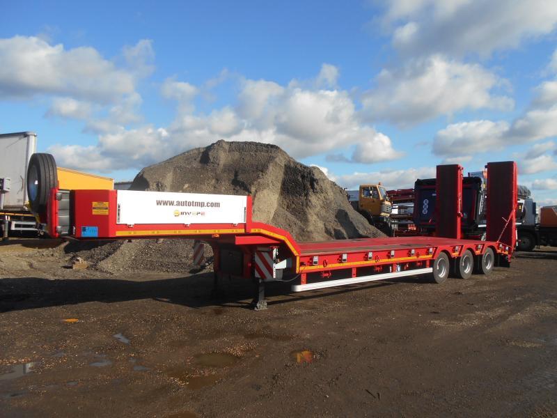 Invepe - Полуприколка за низок утовар: слика 1 Invepe - Полуприколка за низок утовар: слика 1