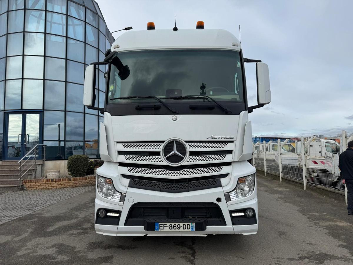 Mercedes Actros 1845 - Камион влекач: слика 2 Mercedes Actros 1845 - Камион влекач: слика 2