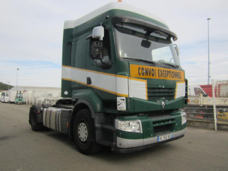 Renault Premium - Камион влекач: слика 2 Renault Premium - Камион влекач: слика 2