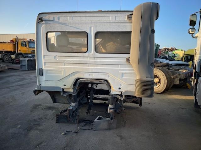 Mercedes ATEGO - Кабина за Камион: слика 3 Mercedes ATEGO - Кабина за Камион: слика 3