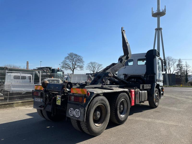 Mercedes Actros 2631 - Камион со кука за подигање: слика 5 Mercedes Actros 2631 - Камион со кука за подигање: слика 5