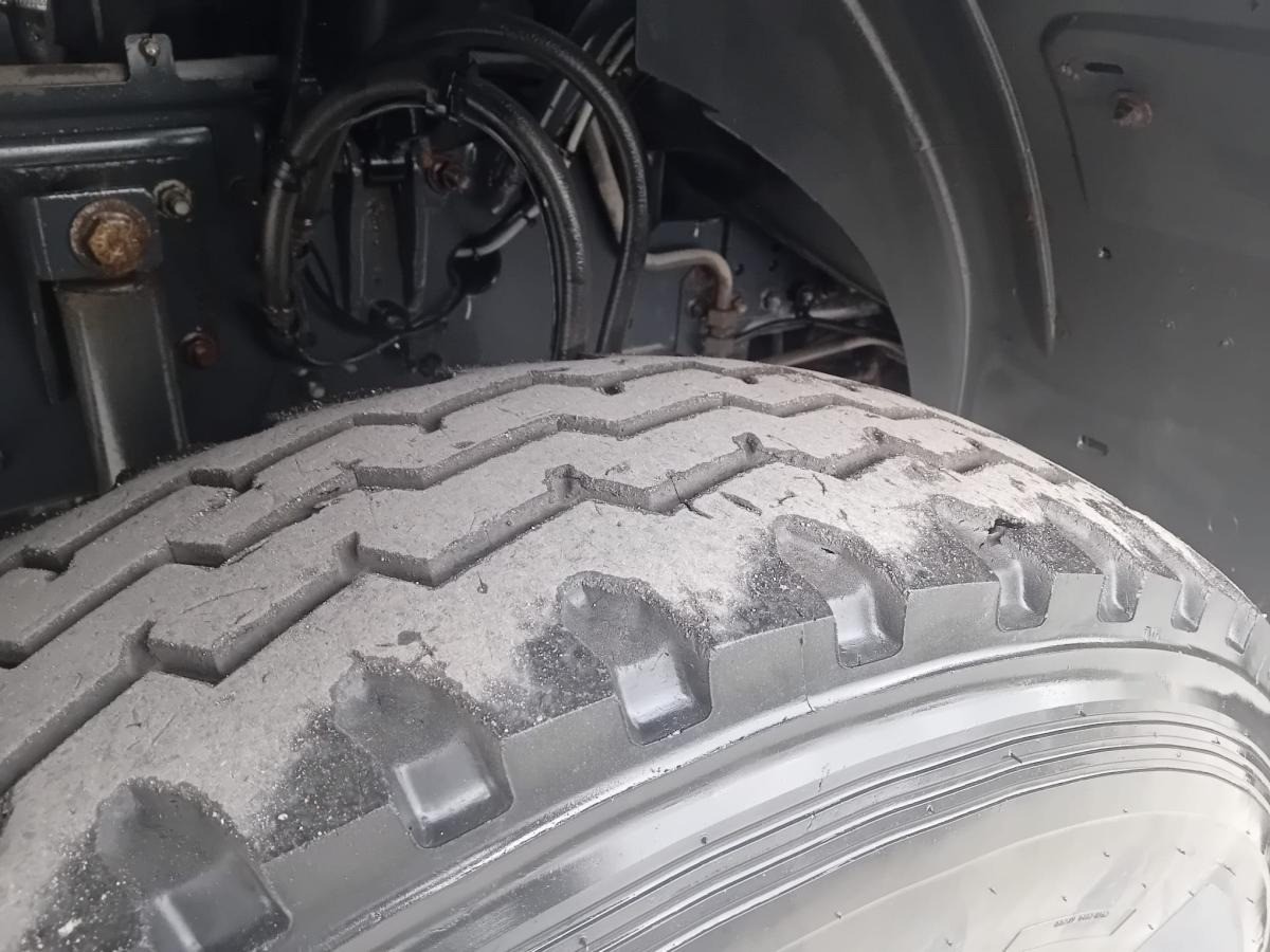 Renault Kerax 430 DXI - Камион за подигање контејнери: слика 4 Renault Kerax 430 DXI - Камион за подигање контејнери: слика 4