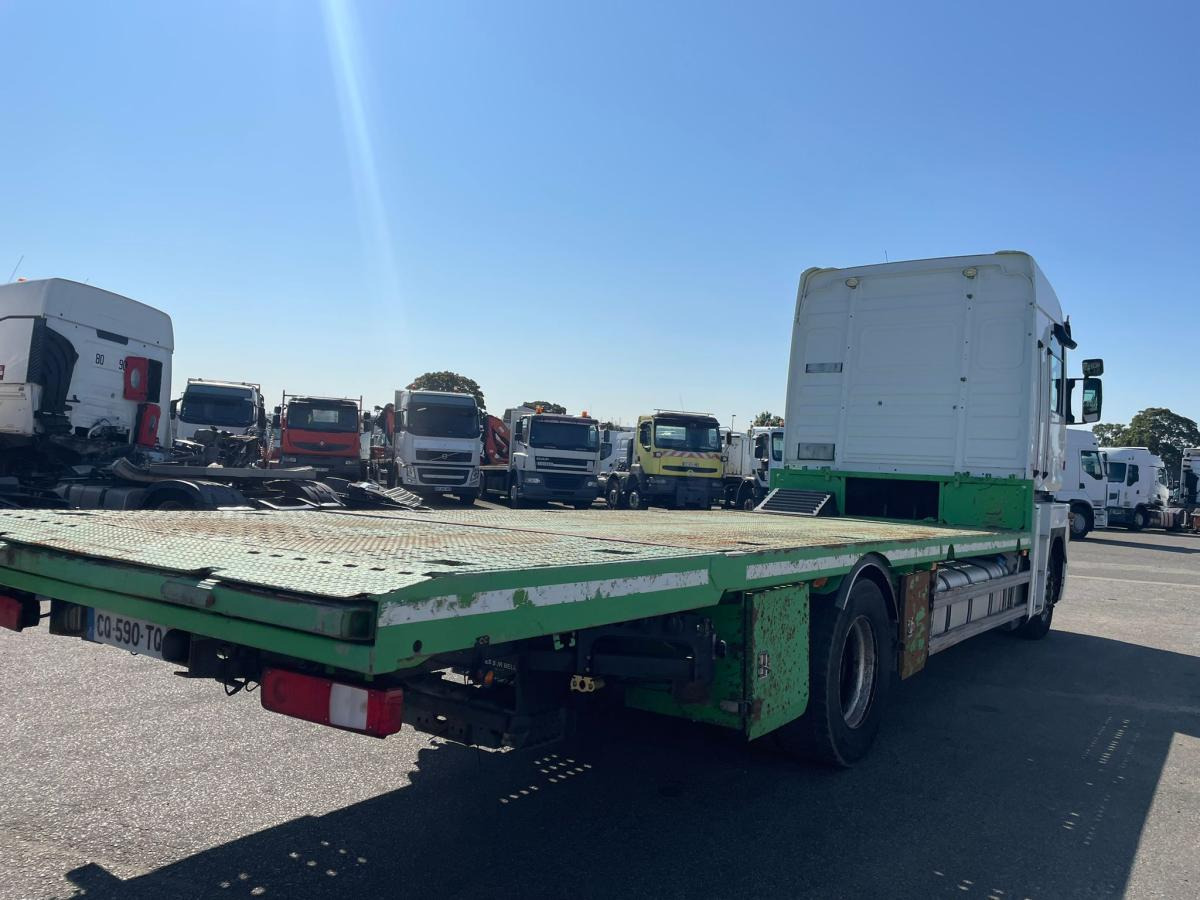 Renault Magnum 440 DXI - Камион со платформа: слика 4 Renault Magnum 440 DXI - Камион со платформа: слика 4
