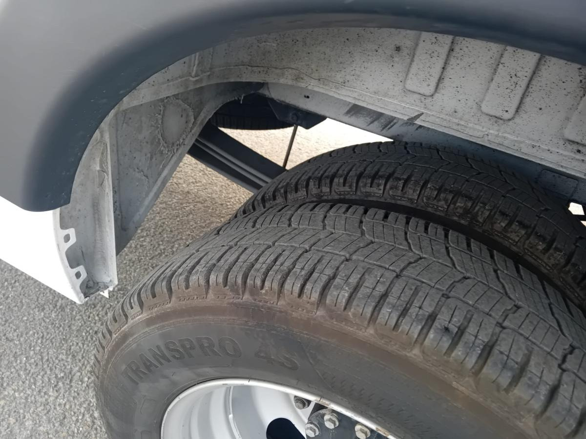 Renault Master - Товарно комбе: слика 4 Renault Master - Товарно комбе: слика 4