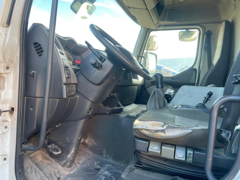 Renault Premium 270 DXI - Камион со церада: слика 5 Renault Premium 270 DXI - Камион со церада: слика 5