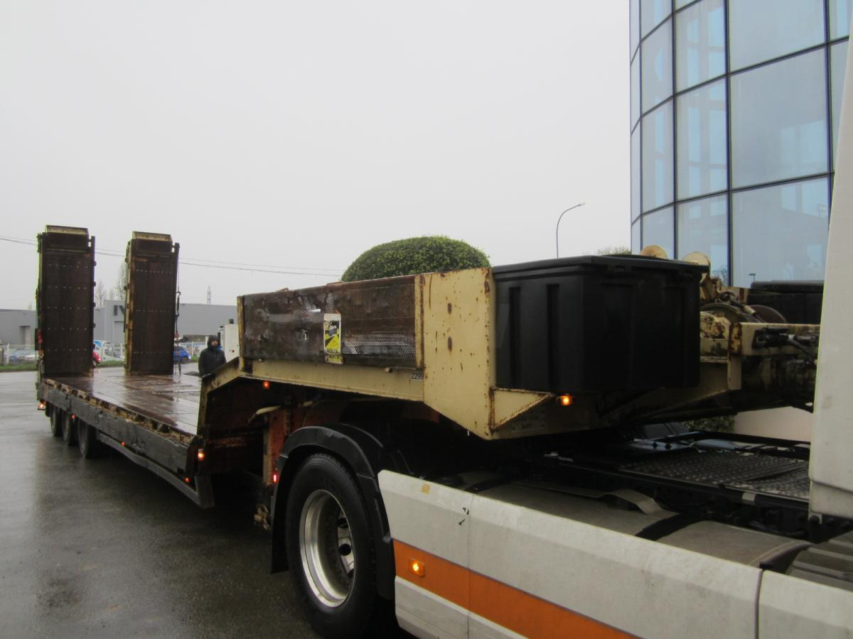 Полуприколка за низок утовар Trax: слика 14 Полуприколка за низок утовар Trax: слика 14