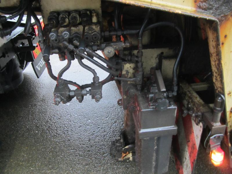 Полуприколка за низок утовар Trax: слика 10 Полуприколка за низок утовар Trax: слика 10