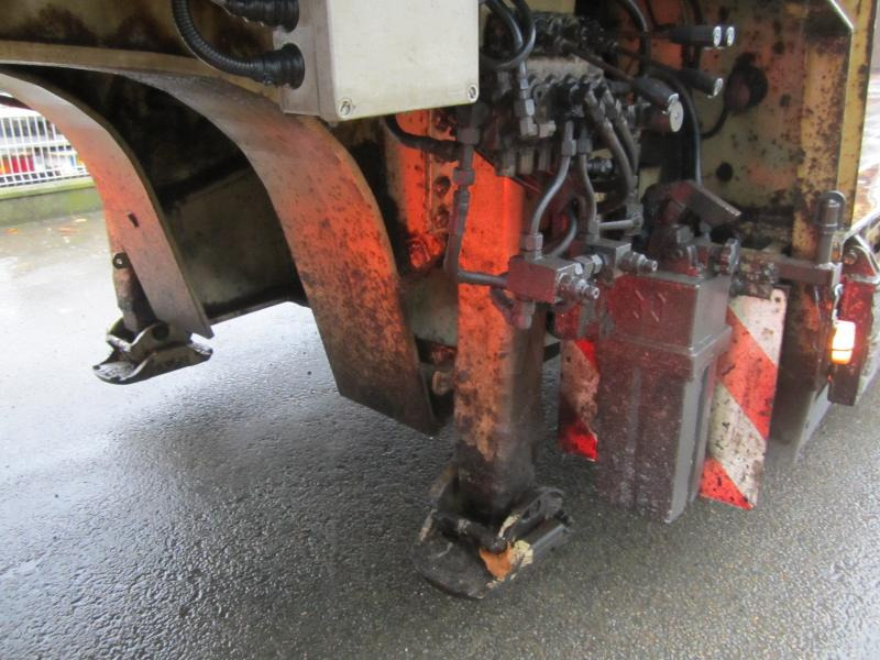 Полуприколка за низок утовар Trax: слика 11 Полуприколка за низок утовар Trax: слика 11