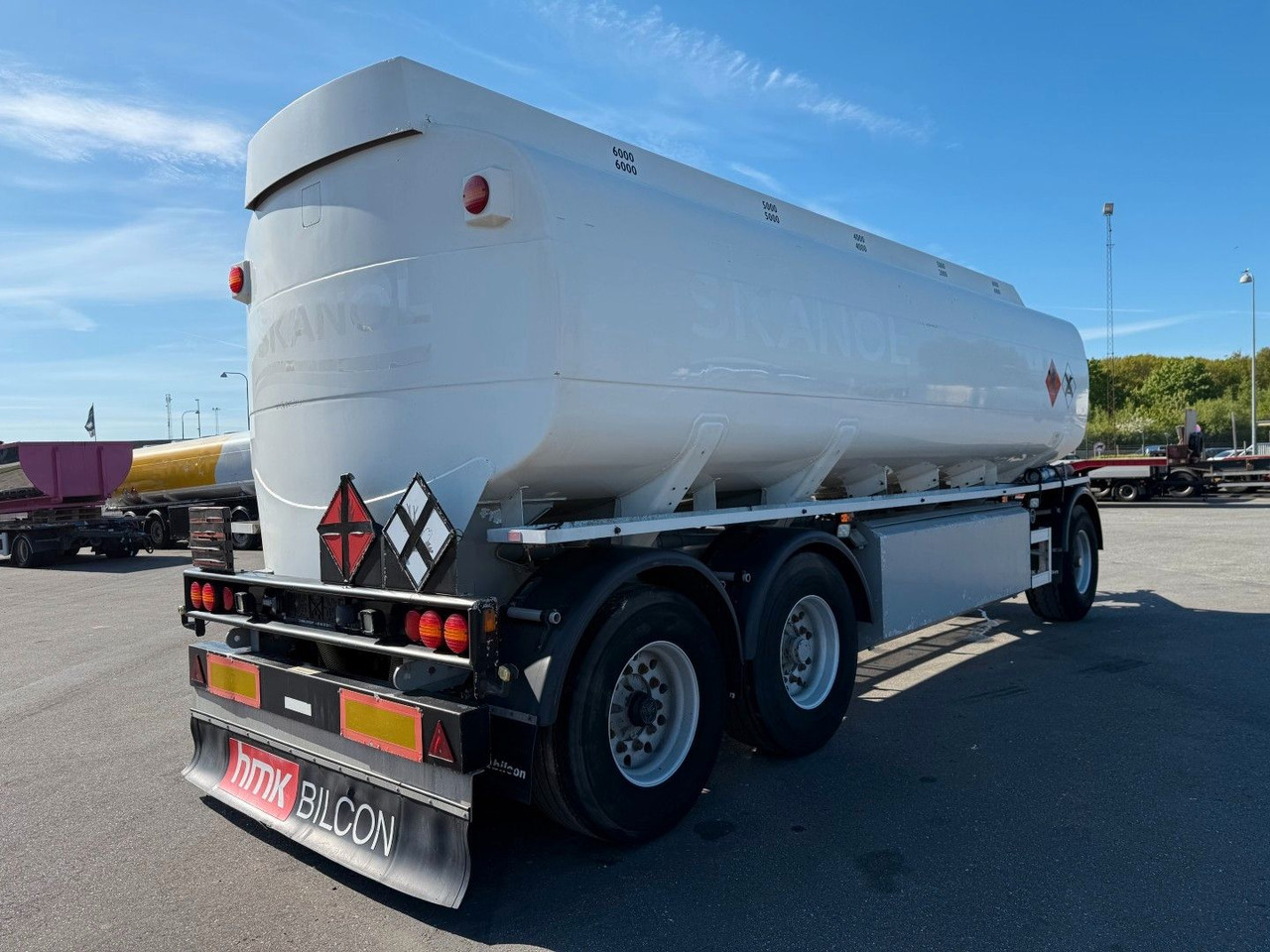 HMK Bilcon 27.000 l. ADR 5 compartment - Приколка цистерна: слика 3 HMK Bilcon 27.000 l. ADR 5 compartment - Приколка цистерна: слика 3