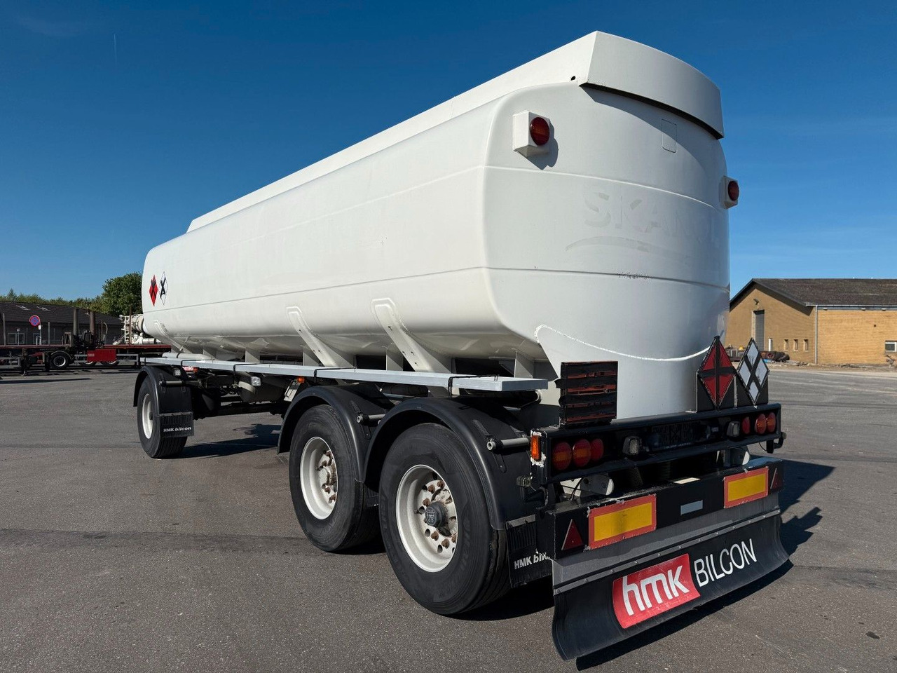 HMK Bilcon 27.000 l. ADR 5 compartment - Приколка цистерна: слика 4 HMK Bilcon 27.000 l. ADR 5 compartment - Приколка цистерна: слика 4