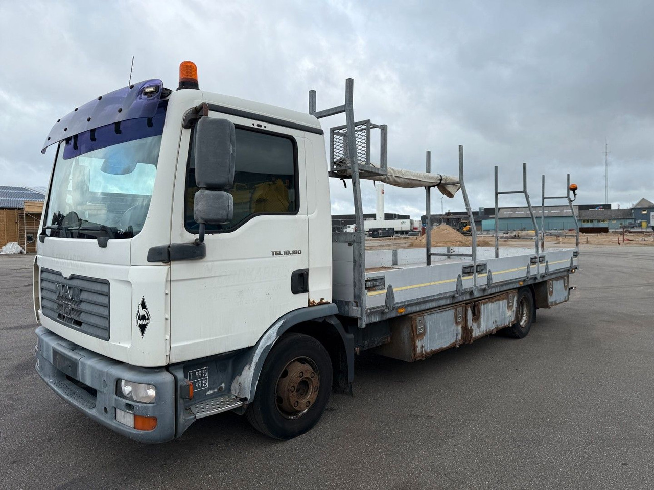 MAN TGL 10.180 4x2 Flatbed 6,80 m. Euro 3 - Камион со платформа: слика 1 MAN TGL 10.180 4x2 Flatbed 6,80 m. Euro 3 - Камион со платформа: слика 1