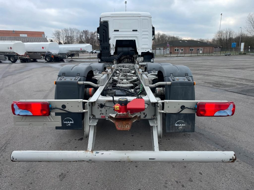 MAN TGS 26.440 6x2*4 ADR Fahrgestell Euro 6 MAN TGS 26.440 6x2*4 ADR Fahrgestell Euro 6 - Камион со кабинска шасија: слика 5 MAN TGS 26.440 6x2*4 ADR Fahrgestell Euro 6 MAN TGS 26.440 6x2*4 ADR Fahrgestell Euro 6 - Камион со кабинска шасија: слика 5