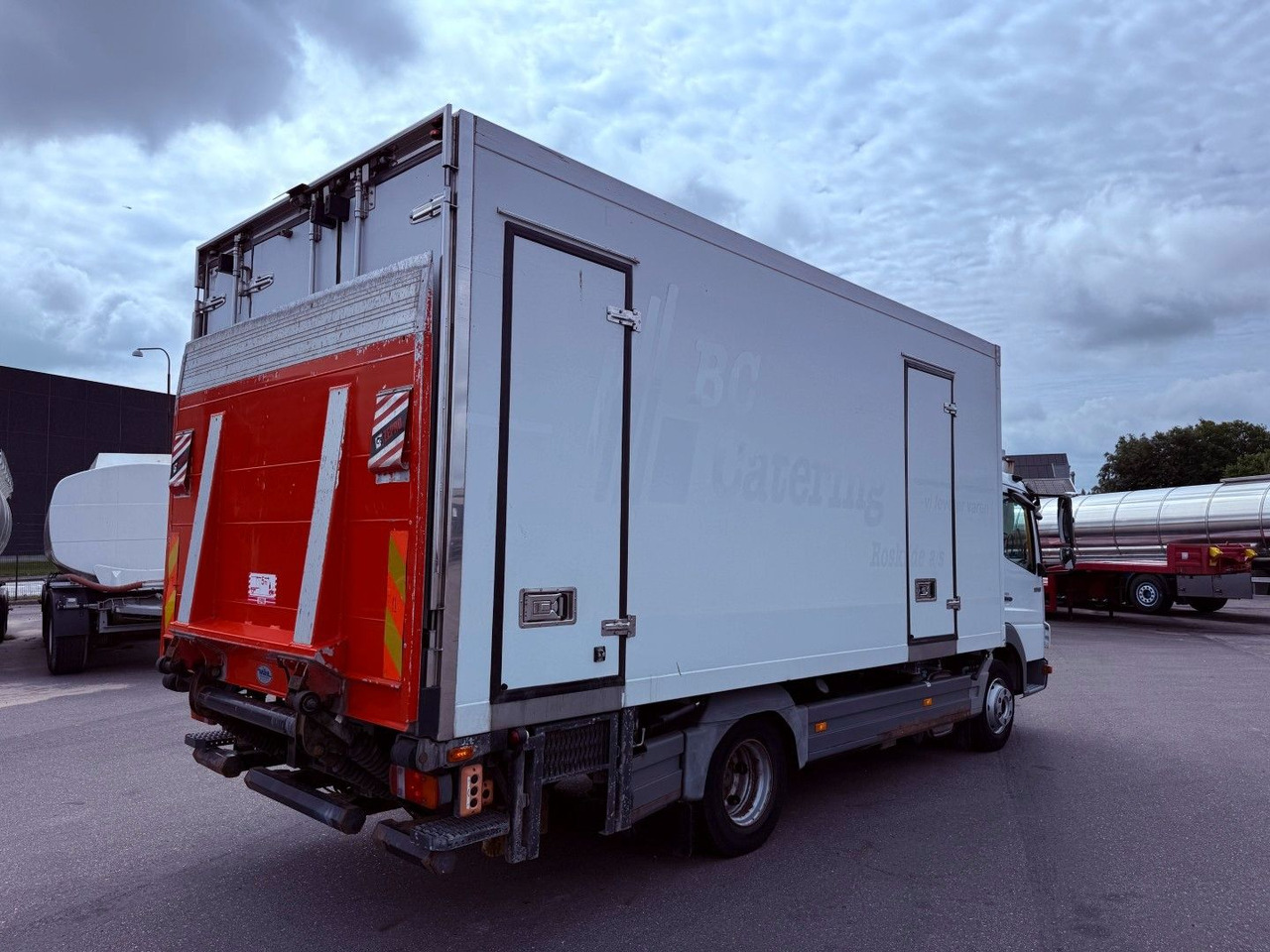 Mercedes-Benz Atego 1018 4x2 Carrier Supra 750 Mt - Камион ладилник: слика 3 Mercedes-Benz Atego 1018 4x2 Carrier Supra 750 Mt - Камион ладилник: слика 3