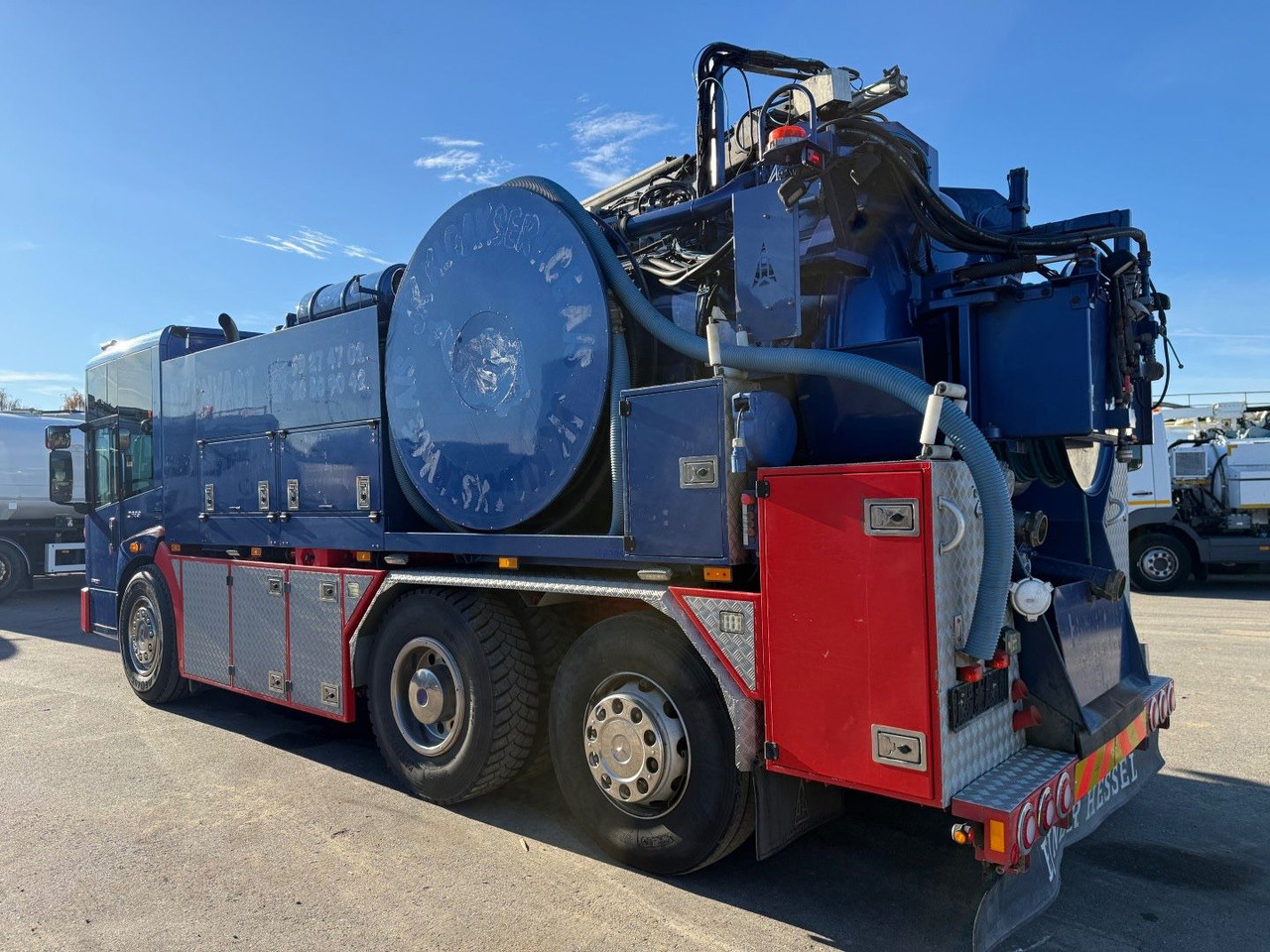 Mercedes-Benz Econic 2633 6x2*4 Hvidtved Larsen SLP309 Euro 5 - Вакуумски камион: слика 4 Mercedes-Benz Econic 2633 6x2*4 Hvidtved Larsen SLP309 Euro 5 - Вакуумски камион: слика 4