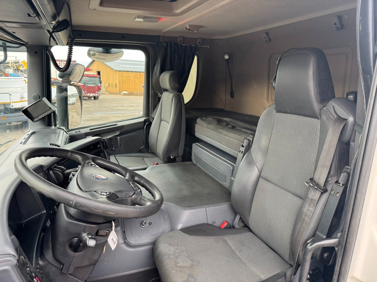 Scania P370 6x4 Liebherr THP140H 24 M4 XH Betonpumpe - Камион со бетонска пумпа: слика 5 Scania P370 6x4 Liebherr THP140H 24 M4 XH Betonpumpe - Камион со бетонска пумпа: слика 5