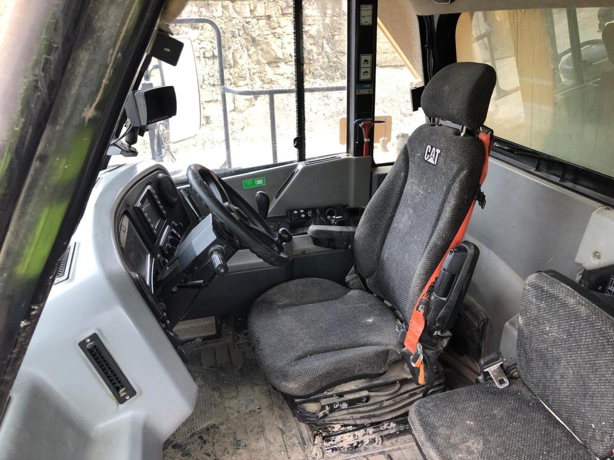 Caterpillar 770G - Голем истоварувач/ Камион за камења: слика 5 Caterpillar 770G - Голем истоварувач/ Камион за камења: слика 5