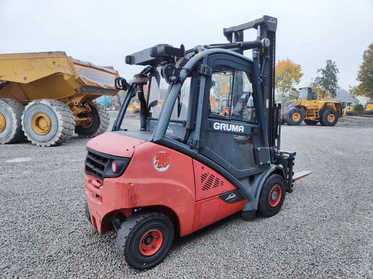 Linde H35D - Дизел вилушкар: слика 2 Linde H35D - Дизел вилушкар: слика 2