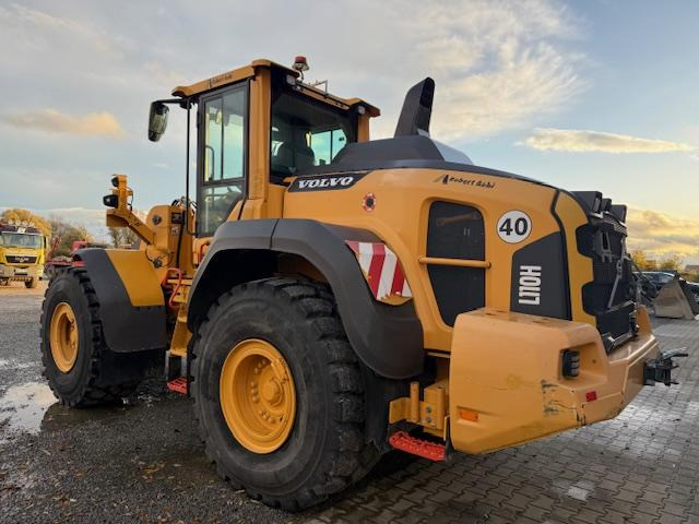Volvo L110H - Натоварувач на тркала: слика 1 Volvo L110H - Натоварувач на тркала: слика 1