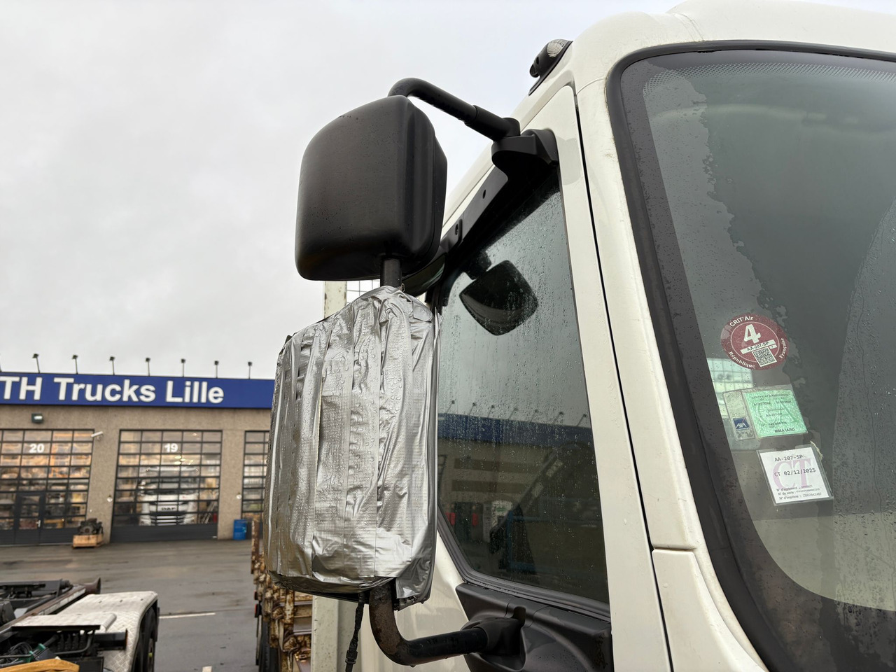 Камион со платформа Renault Premium 370 DXI: слика 8