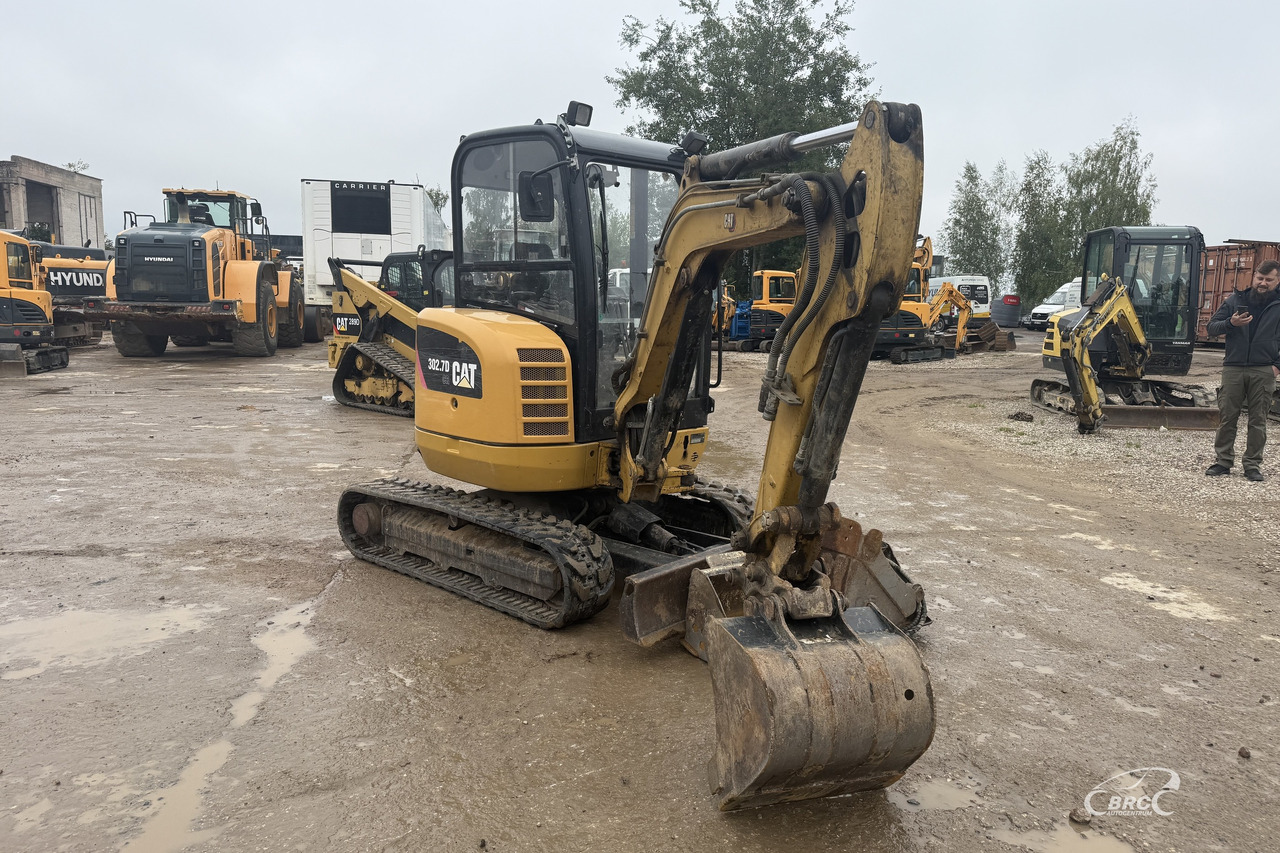Caterpillar 302.7DCR - Мини багер: слика 2 Caterpillar 302.7DCR - Мини багер: слика 2