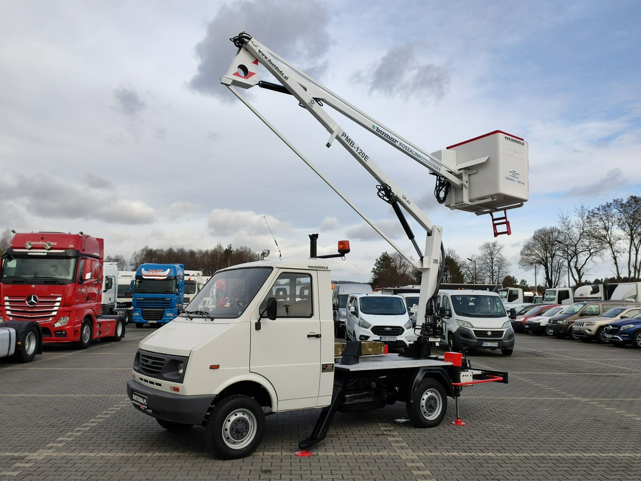 FS Lublin Lublin - Камион со подигачка кошница: слика 2 FS Lublin Lublin - Камион со подигачка кошница: слика 2