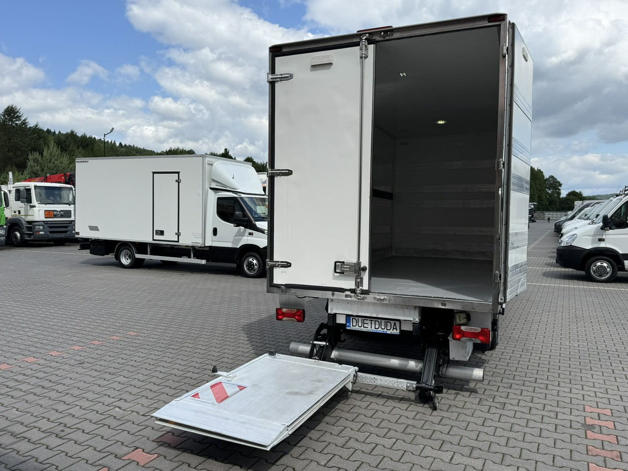 Комбе ладилник Iveco Daily 50C15 V: слика 19