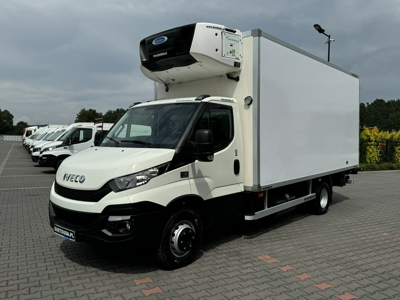 Iveco Daily 70C17 Mroźnia Agregat Carrier Supra 750 10-Palet + Winda - Комбе ладилник: слика 3 Iveco Daily 70C17 Mroźnia Agregat Carrier Supra 750 10-Palet + Winda - Комбе ладилник: слика 3