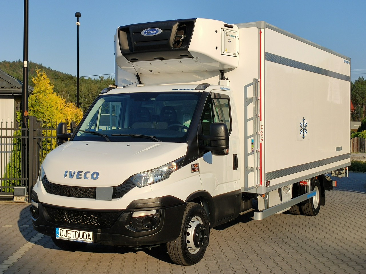Iveco Daily 70C17 Mroźnia Ściana Grodziowa Multitemperatura - Комбе ладилник: слика 5 Iveco Daily 70C17 Mroźnia Ściana Grodziowa Multitemperatura - Комбе ладилник: слика 5