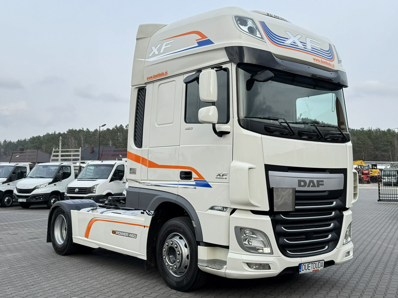 DAF XF 460 SSC E6 Standard Klima Postojowa - Камион влекач: слика 2 DAF XF 460 SSC E6 Standard Klima Postojowa - Камион влекач: слика 2